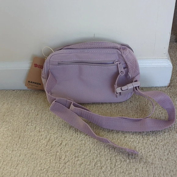 NWT Fjall Raven Kanken Hip Pack in pastel lavender - Picture 5 of 6